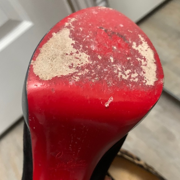 Christian Louboutin Miss Poppins Heels - Picture 7 of 7